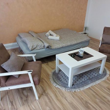 Apartman Centar Сремска-Митровица Экстерьер фото