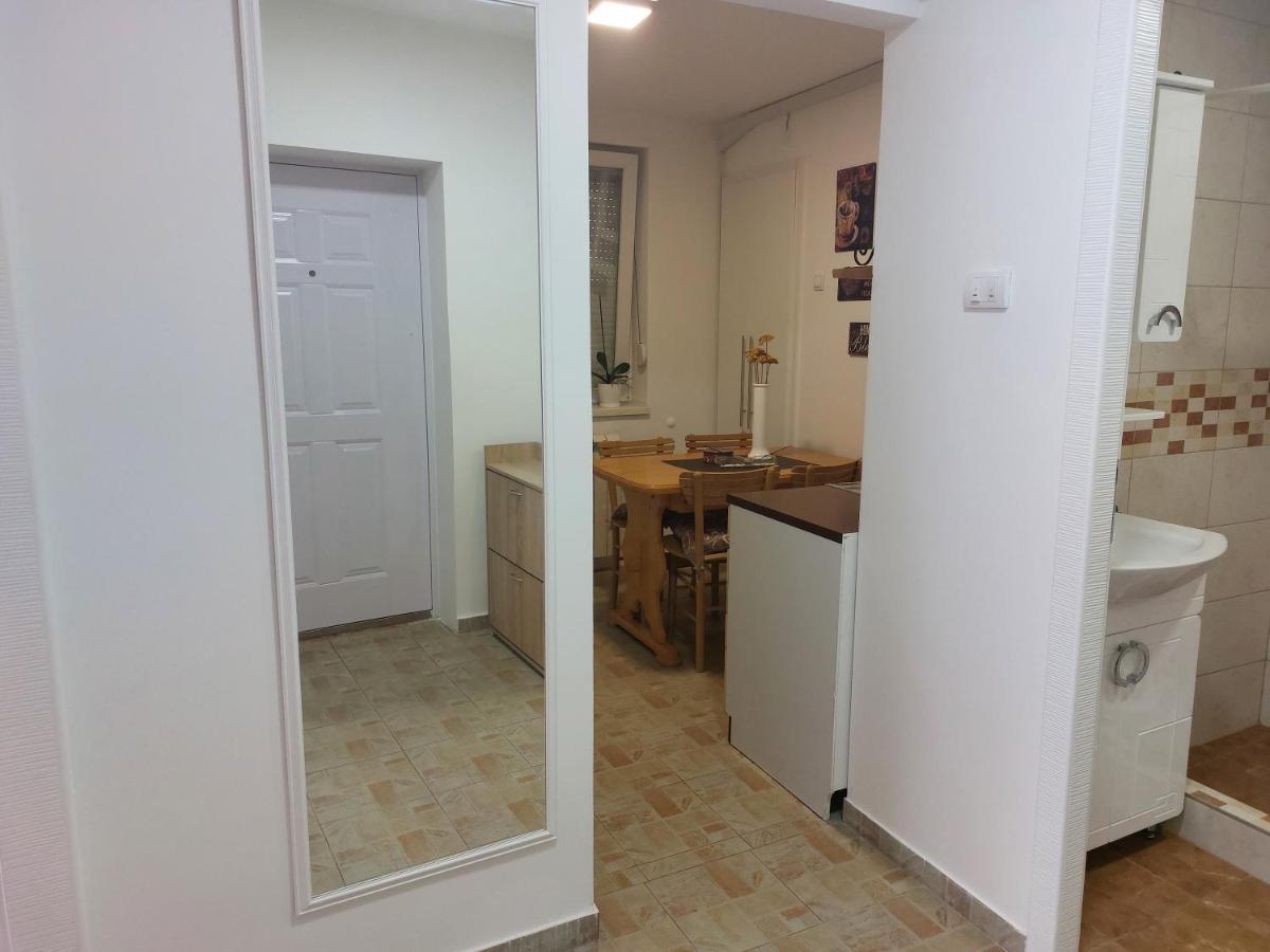 Apartman Centar Сремска-Митровица Экстерьер фото